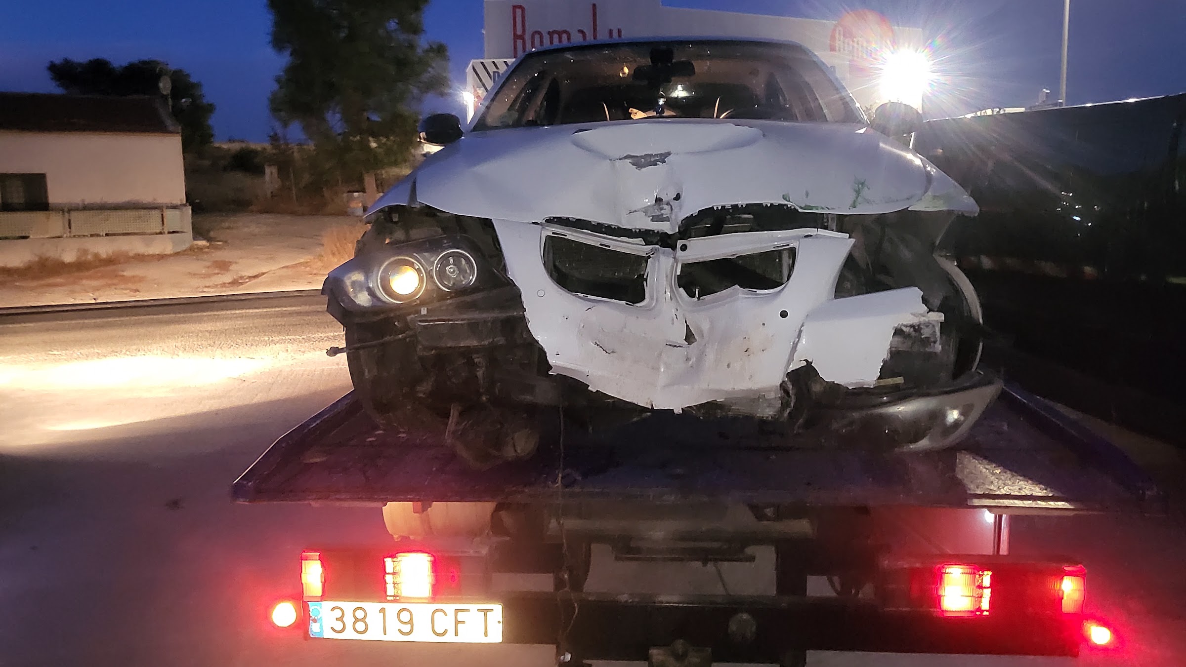 Coche siniestrado antes de la reparación